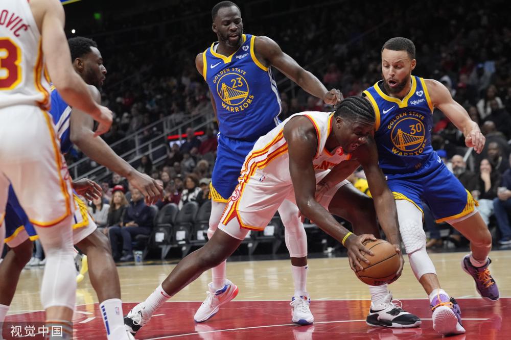 将球送入网 将球送入网